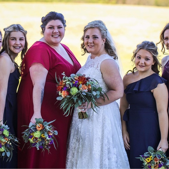 Oleg Cassini wedding dress - Picture 6 of 8